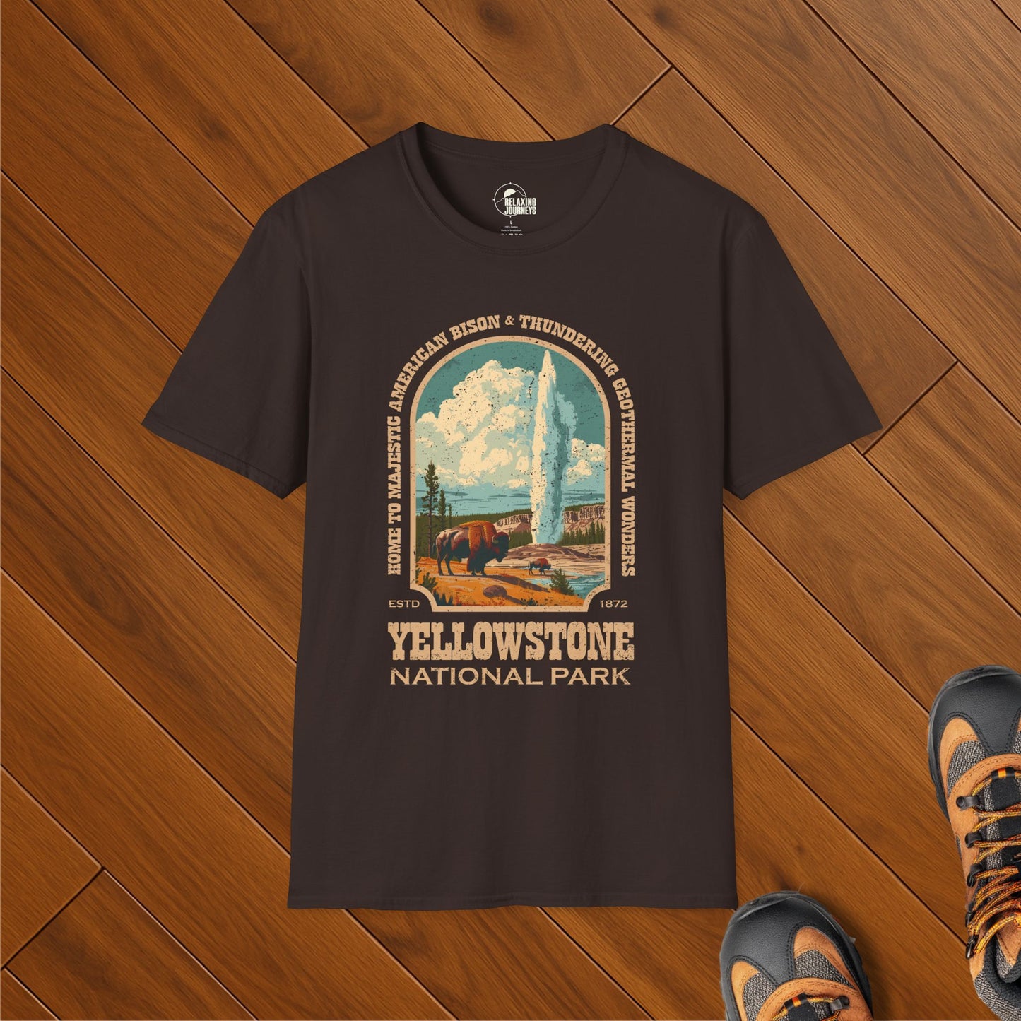 Yellowstone National Park Retro T-Shirt